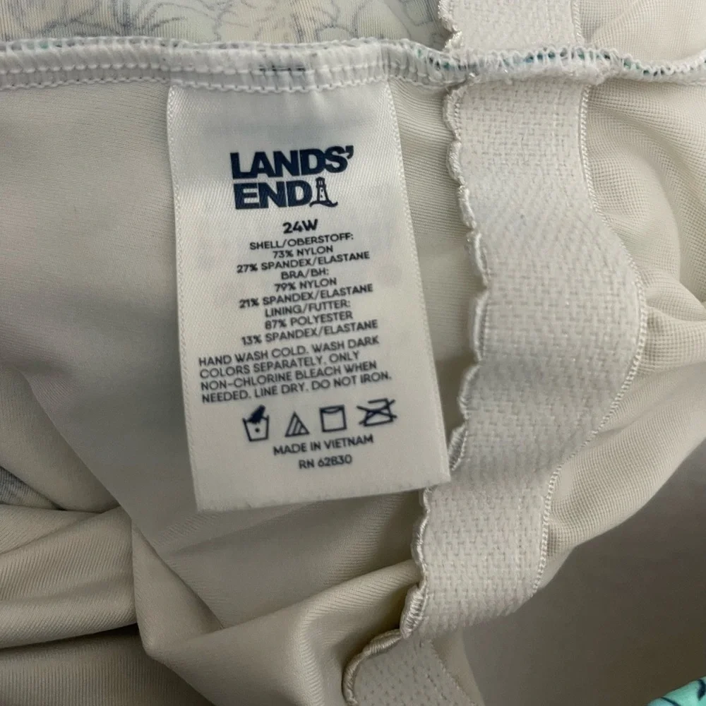 Lands' End Floral Scoop Neck Bodysuit in Teal and White (Small flaw) - Picture 2 of 5
